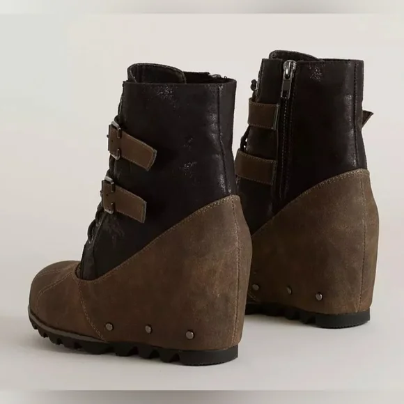 Not Rated Hermione Wedge Boot By The Buckle Womens Size 8.5 Black And Brown - Picture 3 of 12